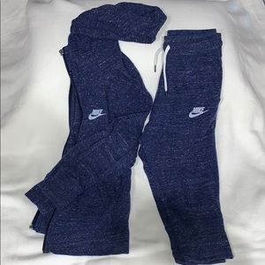 Nike jogger set